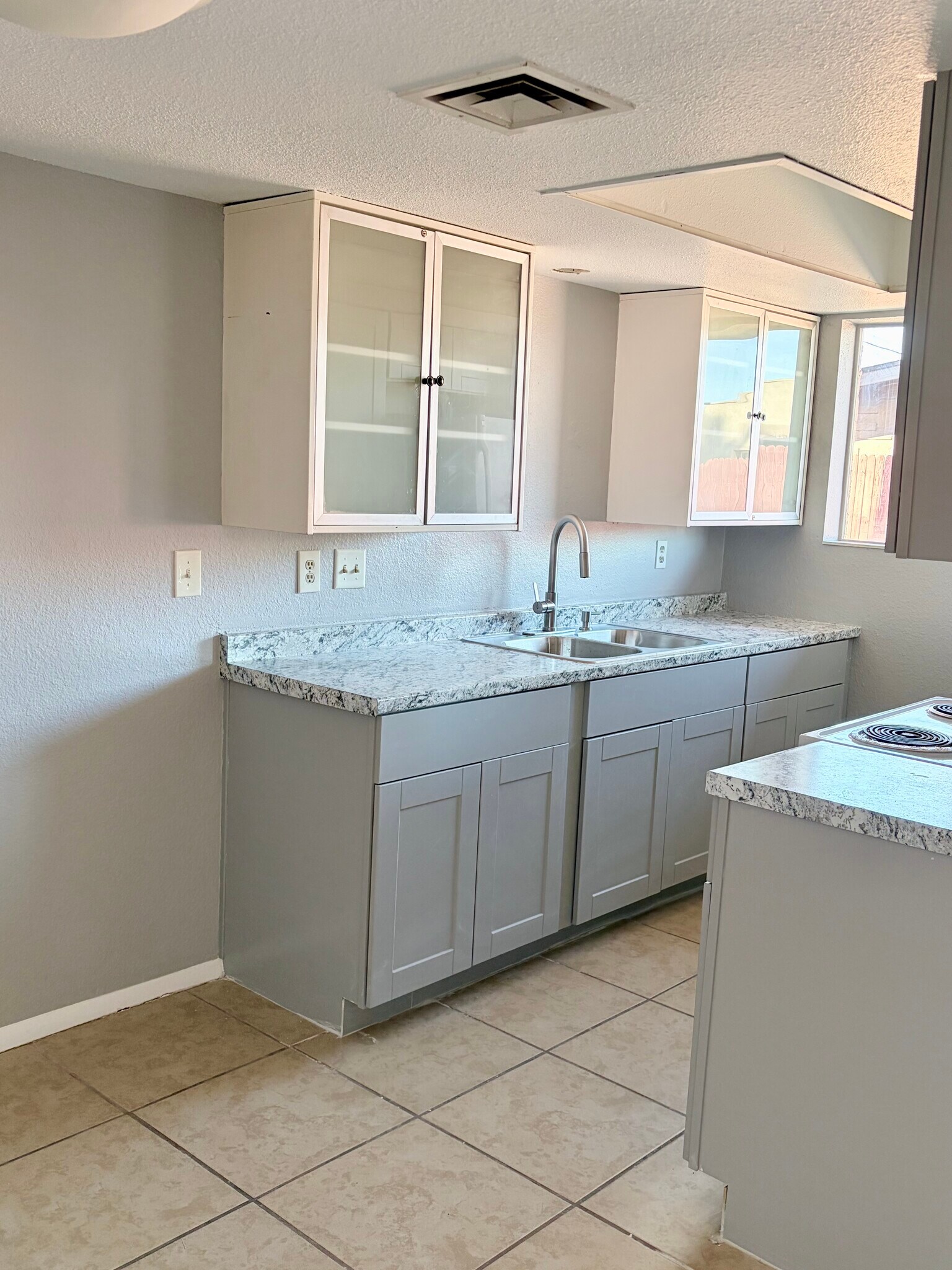 Building Photo - 1062 N July Cir