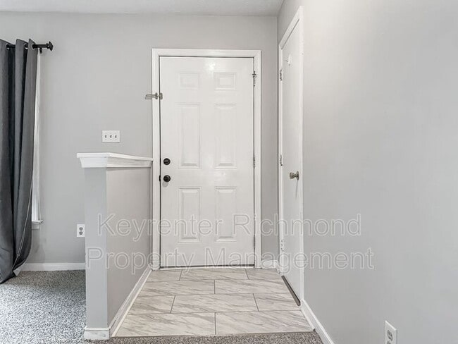 Building Photo - 6422 Wedgewood Rd