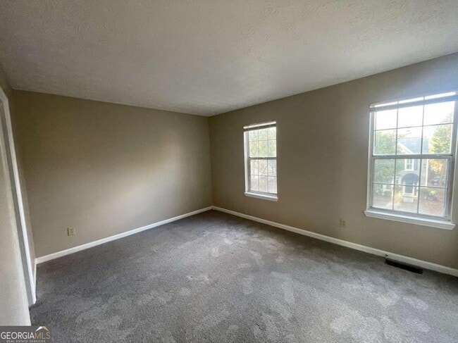 Building Photo - 3774 Meadow Creek Dr