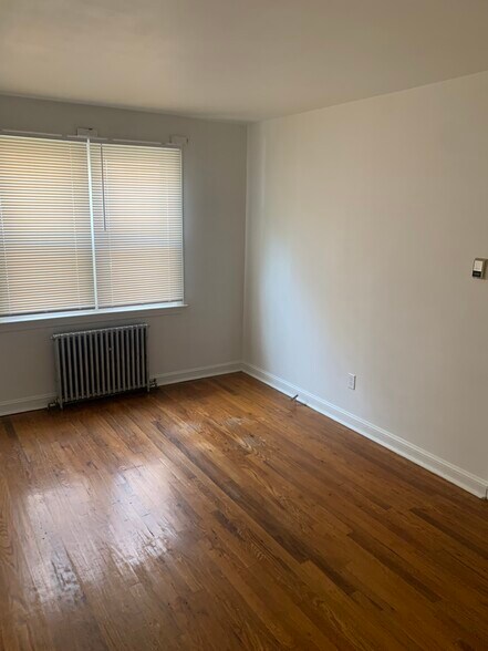 Building Photo - 59 Fairview Rd