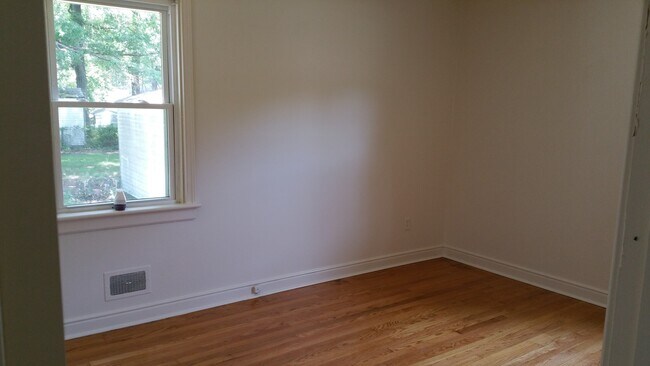 Building Photo - Orcutt Lane - 3 bedroom house