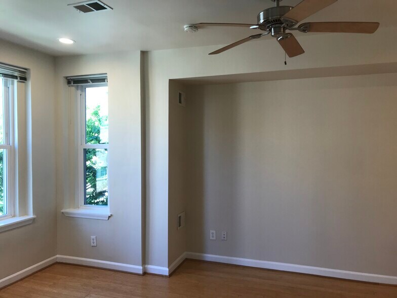 Living room - 1448 Newton St NW