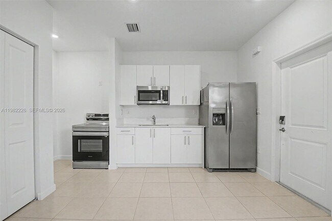 Building Photo - 23339 SW 133rd Ave