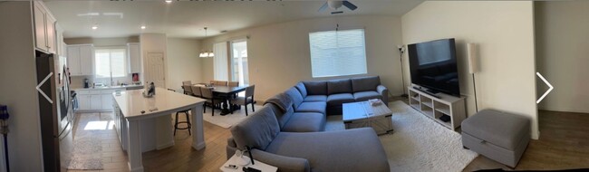Building Photo - Lovely 3 Bedroom / 2 Bathroom for rent $2,495