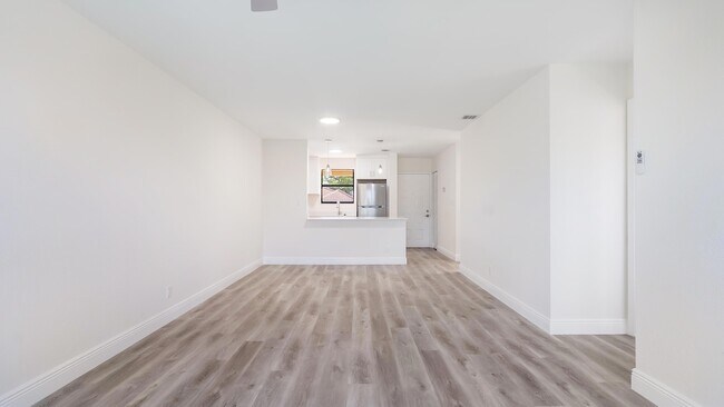 Building Photo - 11477 NW 39th Ct