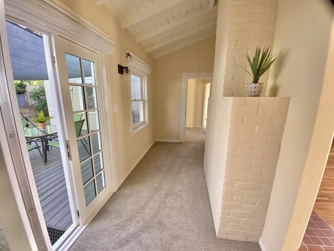 Building Photo - 4491 Coronado Ave