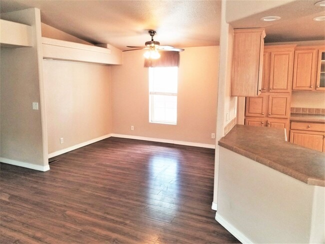 Building Photo - Great Location! 3 Bed, 2 Bath West-Flagsta...