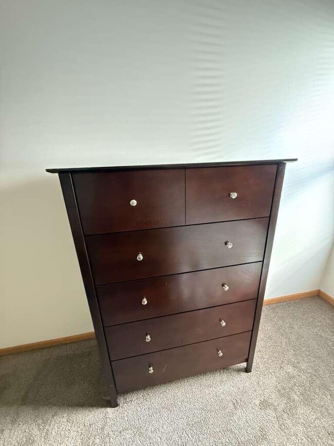 Building Photo - 8282 Mira St