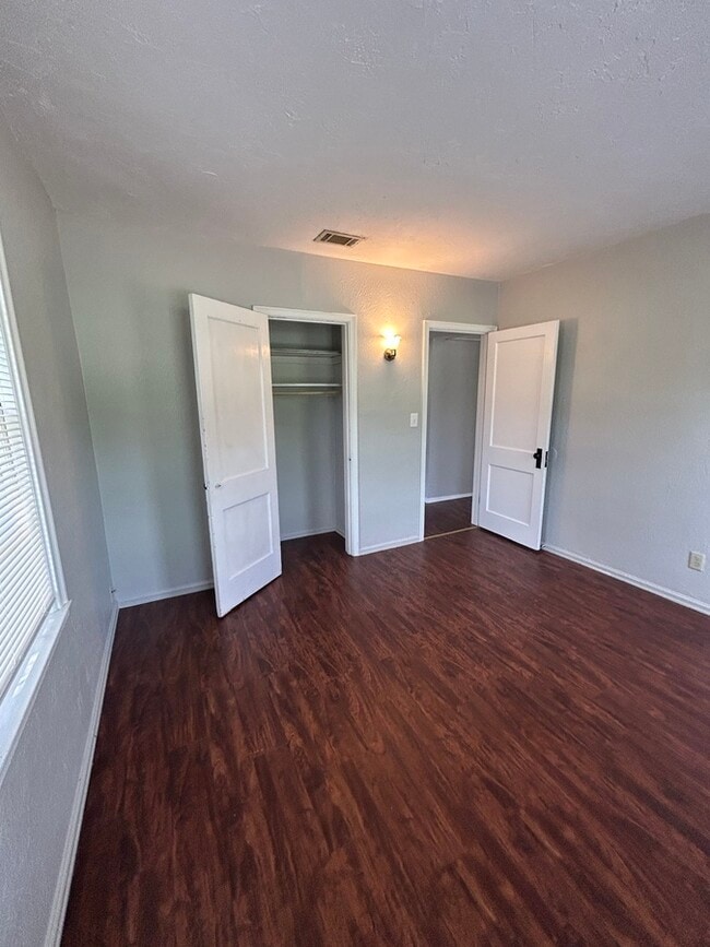 Building Photo - 8145 Marion Cir