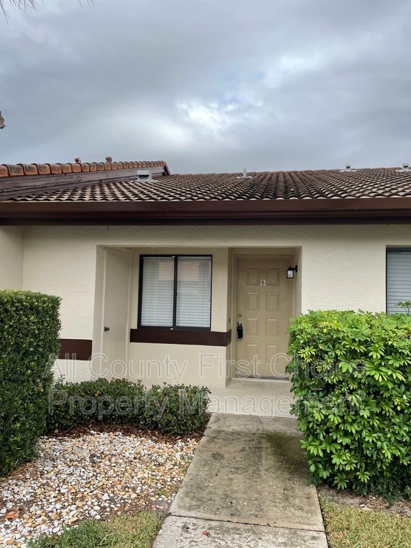 Building Photo - 7360 Ulmerton Rd