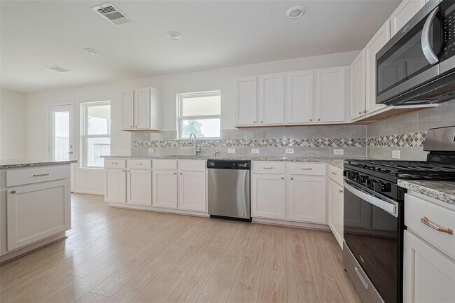 Building Photo - 25406 Cheshire Knoll St
