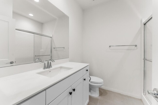 Building Photo - 3915 E Fincastle St