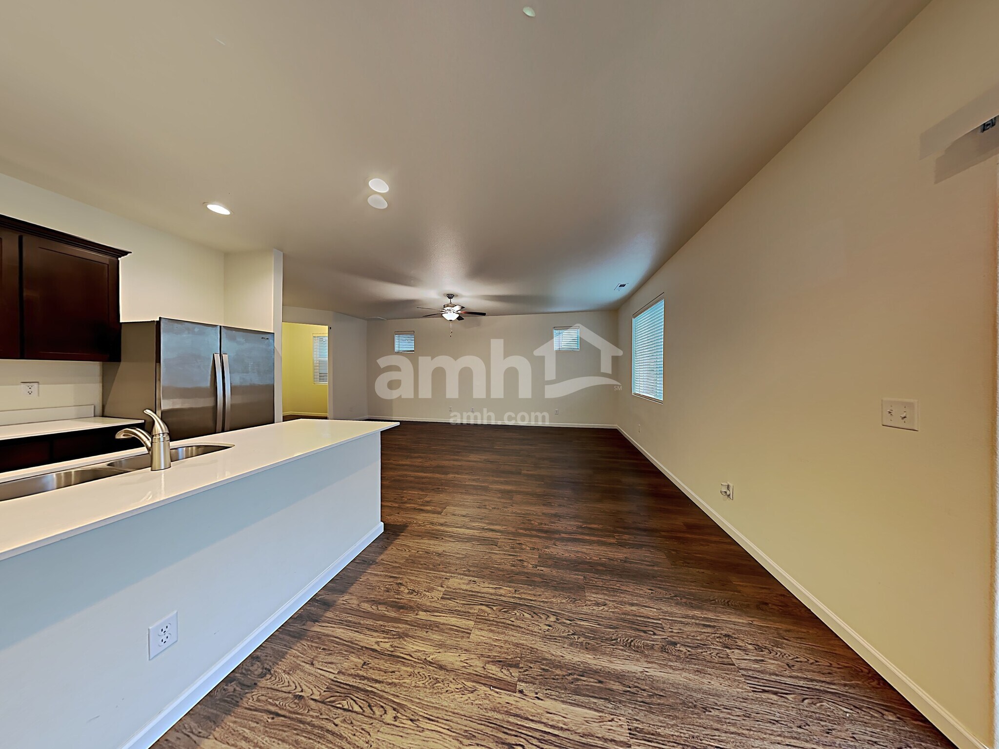 Building Photo - 1963 NW 22nd St