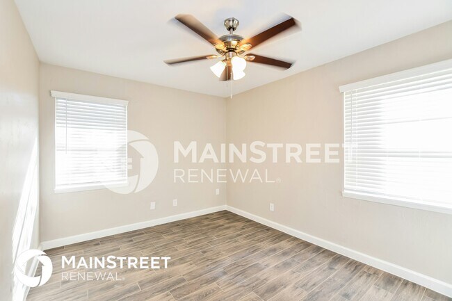 Building Photo - 926 Wateka Way