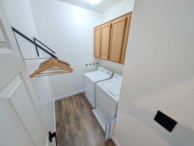 Building Photo - 10180 Delray Beach Ave