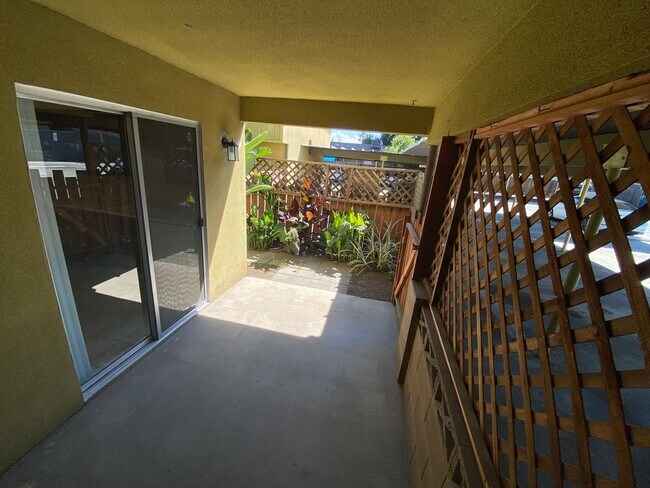 Building Photo - Cozy apartment for rent in Visalia