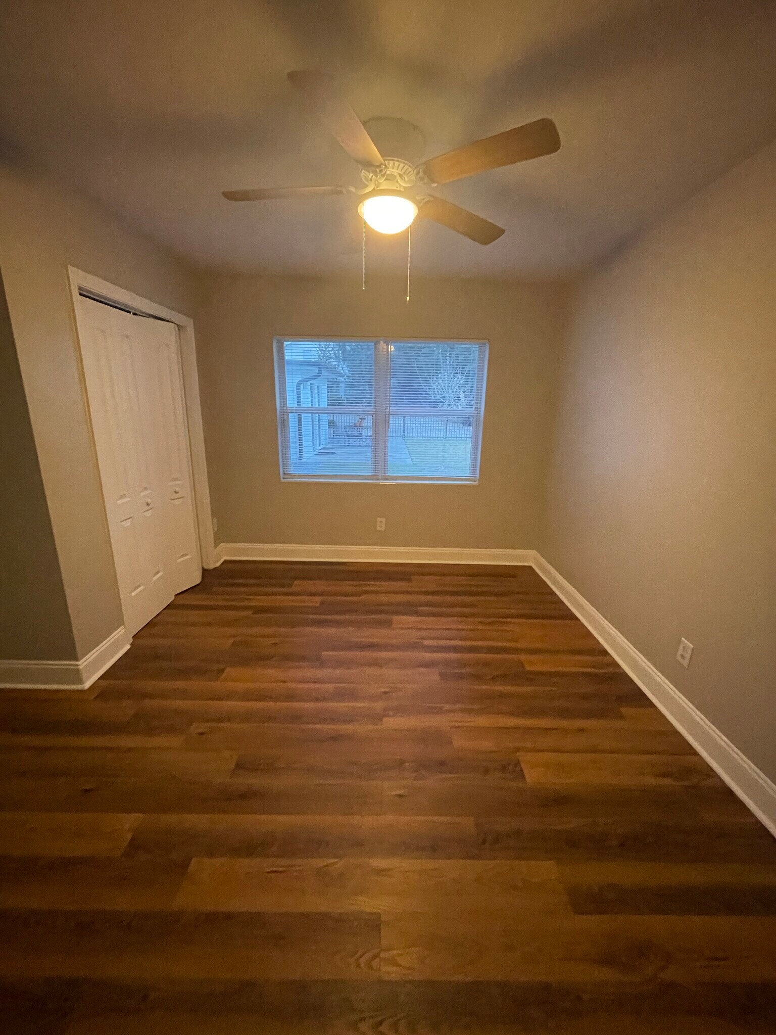 Bedroom 1 - 124 W 4th Ave