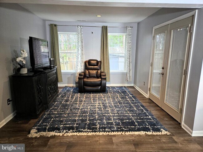 Building Photo - 7832 Canter Ct