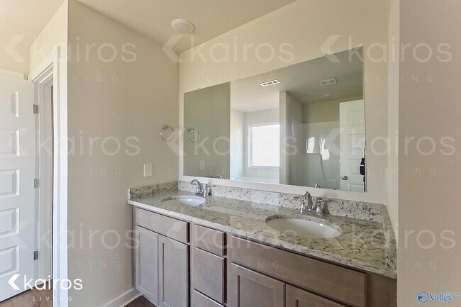 Building Photo - 6408 Upchurch Dr