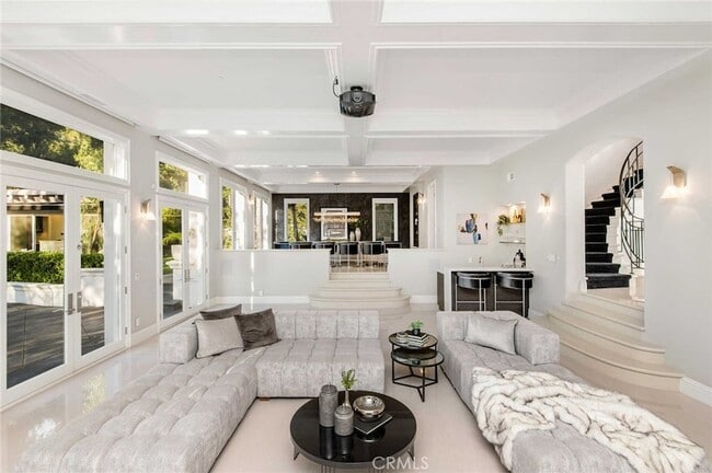 Building Photo - 1756 Clear View Dr