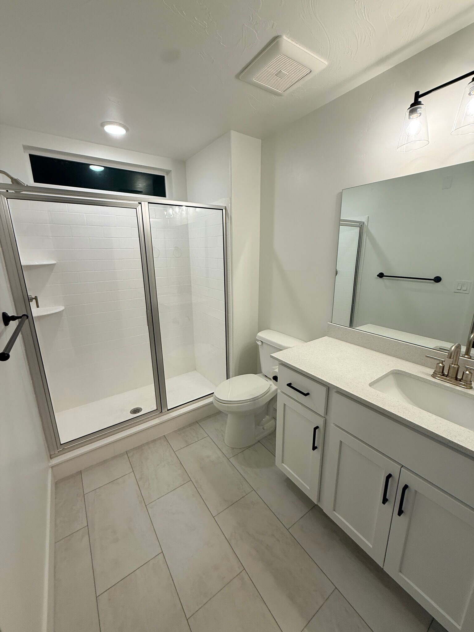 Building Photo - 551 S 1020 W