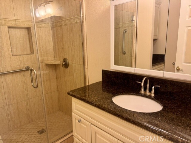 Building Photo - 40913 Lincoln Pl