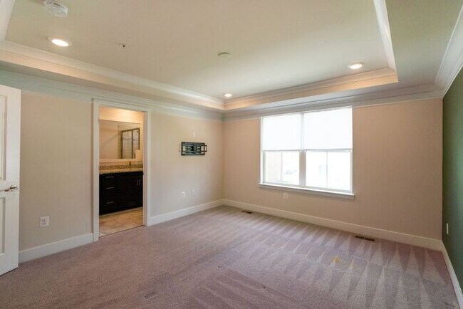 Building Photo - 5337 Phillis Wheatley Pl