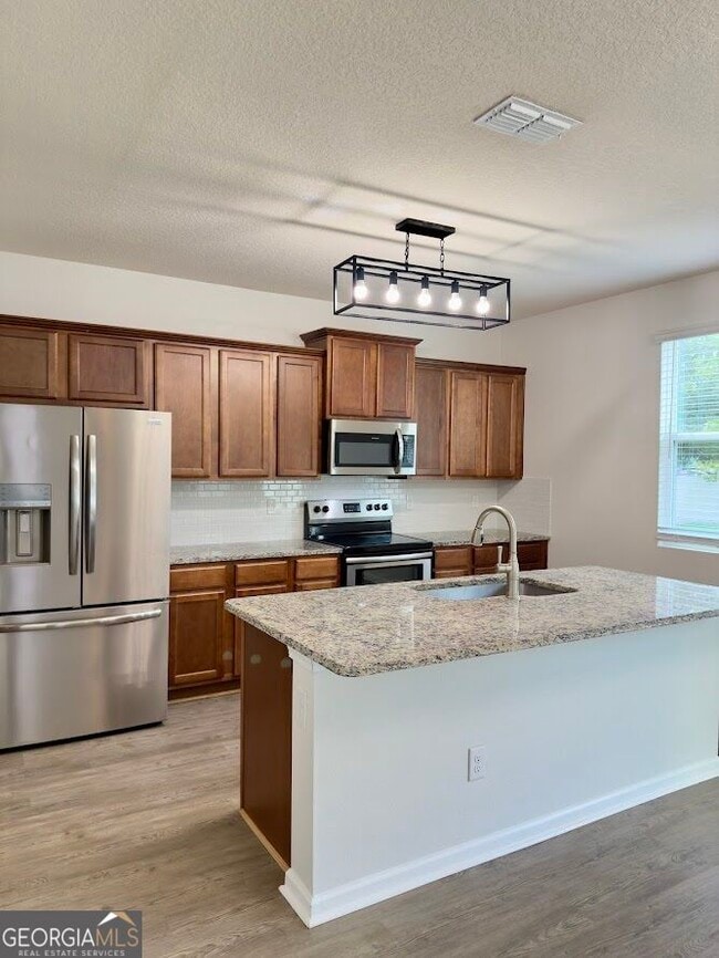 Building Photo - 101 Cedar Breeze Dr