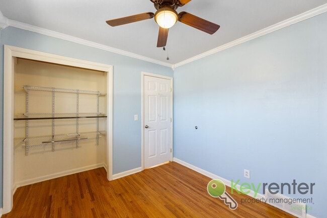 Building Photo - Inviting 3-Bedroom Home with Updated Kitchen & Fenced Backyard – Derby, KS