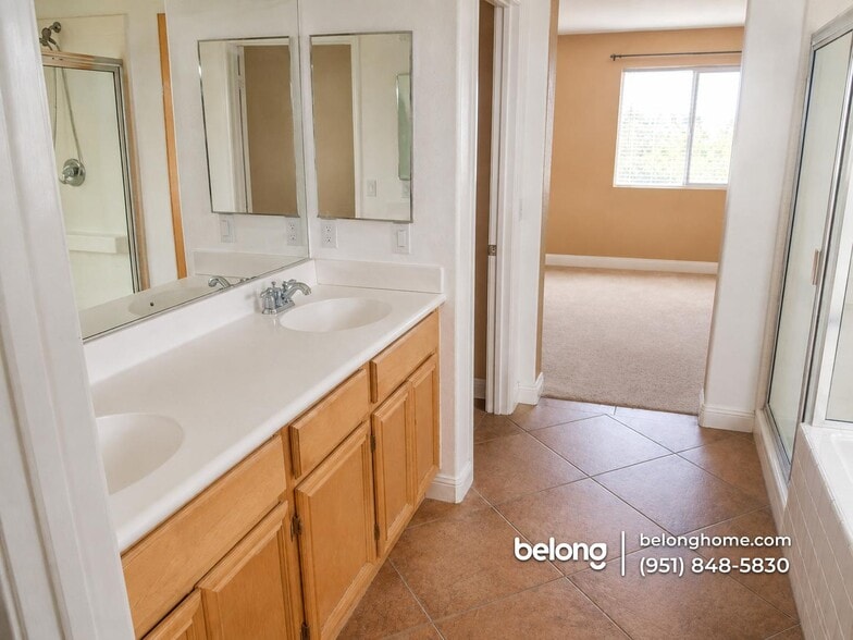 Building Photo - 13718 Bluegrass Pl