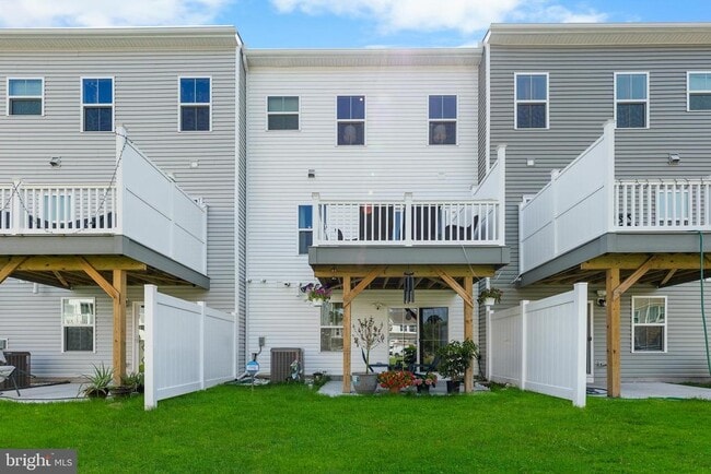 Building Photo - 56 Dolcie Ln