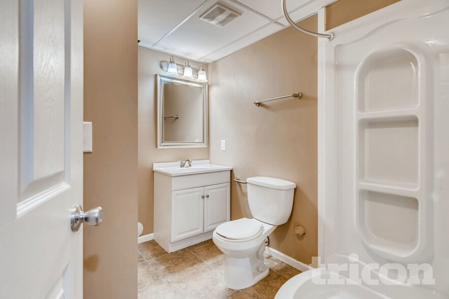 Building Photo - 9241 34th Ave N