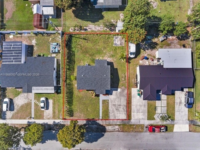 Building Photo - 15900 NW 18th Ave