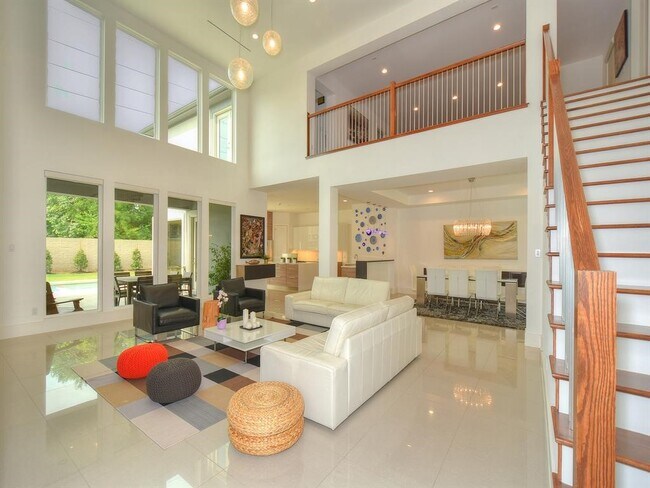 Building Photo - 14319 Shadow Garden Ln