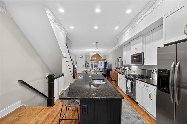 Building Photo - 428 Bill Kennedy Wy SE