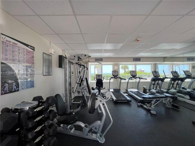 Building Photo - 5005 Collins Ave