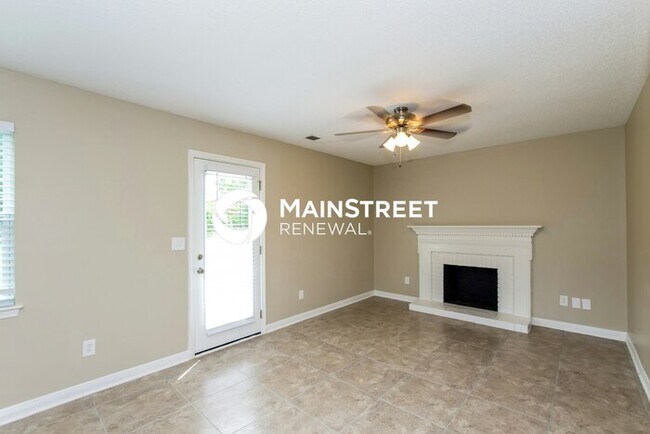 Building Photo - 3 Bedroom Pet-Friendly Home in Charlotte, ...