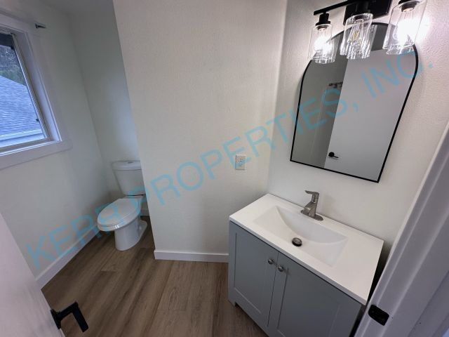 Building Photo - 231 SE 17th St