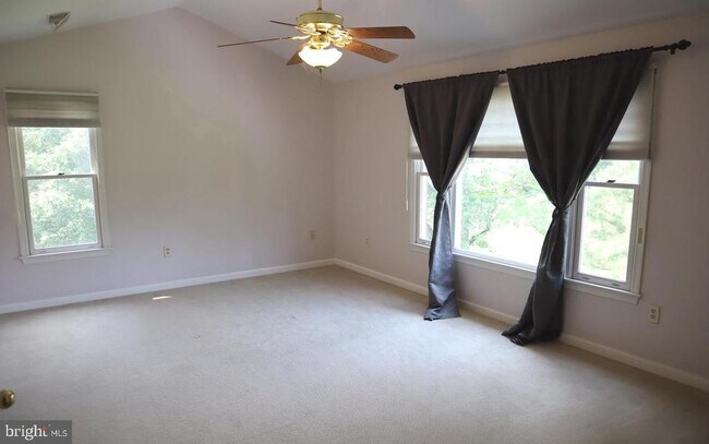 Building Photo - 17105 Thatcher Ct