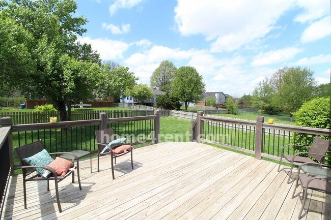 Building Photo - SS Appliances Fenced Yard Finished Basement
