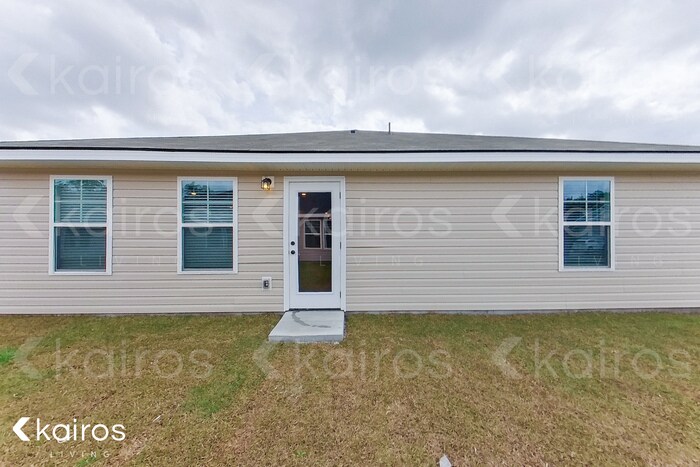 Building Photo - 15 Bungalow Cir