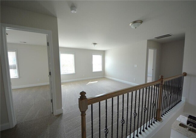 Building Photo - 1464 Sunny Vly Ln