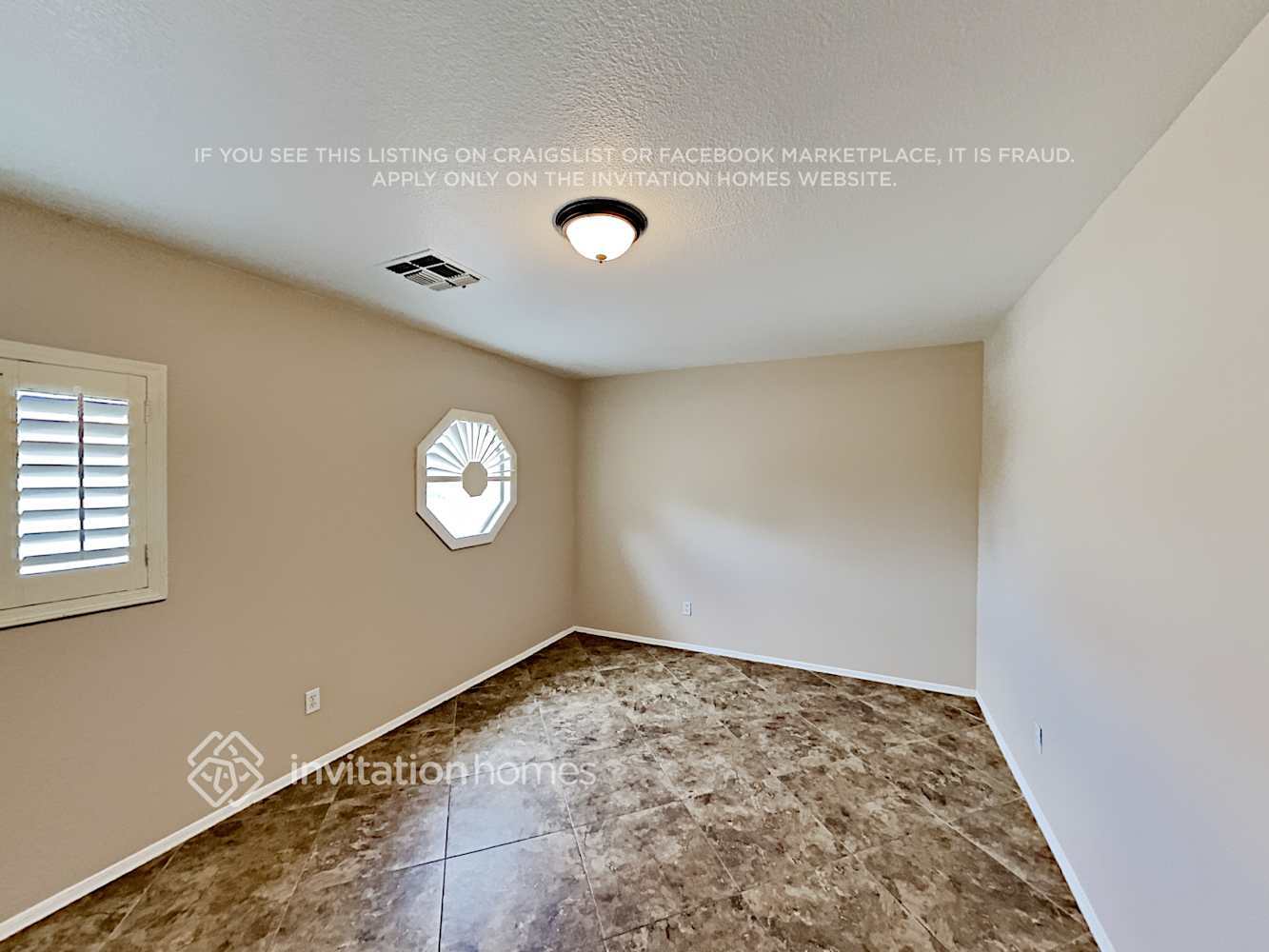 Building Photo - 6062 S Bell Pl