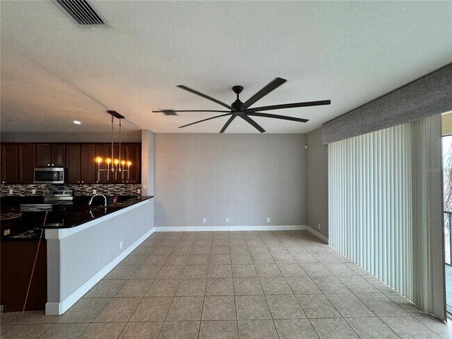 Building Photo - 1143 Venetian Harbor Dr NE