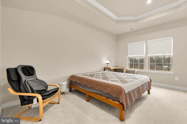 Building Photo - 9639 Tall Oaks Rd