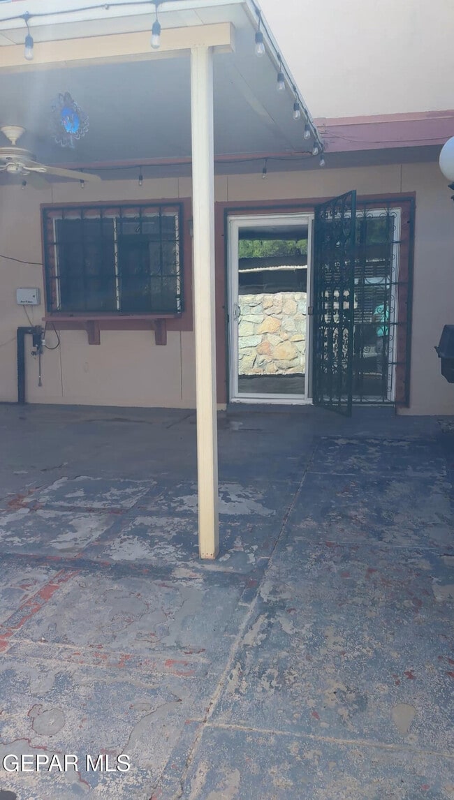 Building Photo - 232 Montego Bay Dr