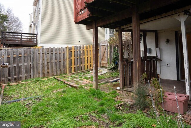 Building Photo - 8654 Venoy Ct