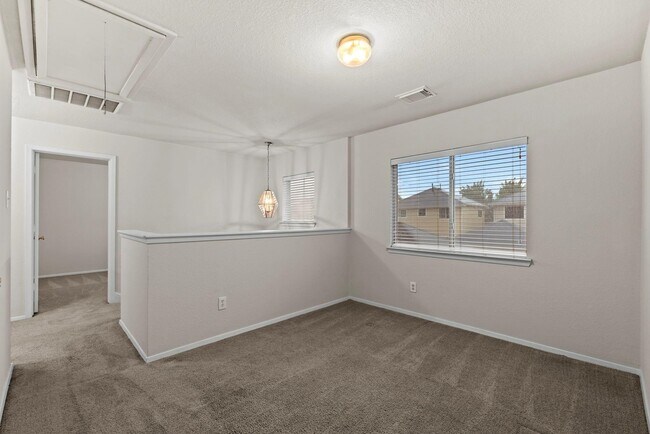 Building Photo - 1617 Nichole Woods Dr