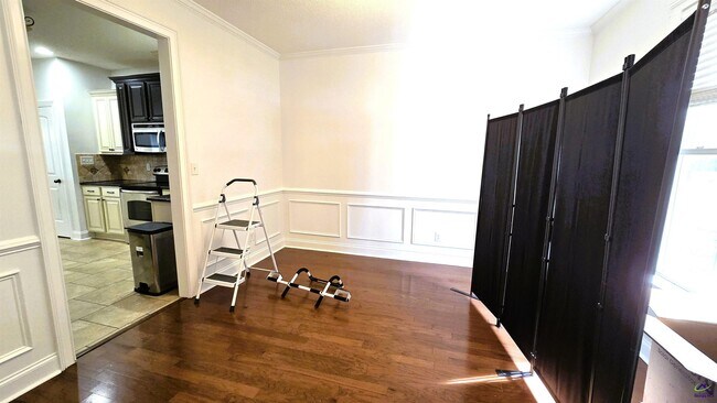 Building Photo - 103 Clarissa Dr