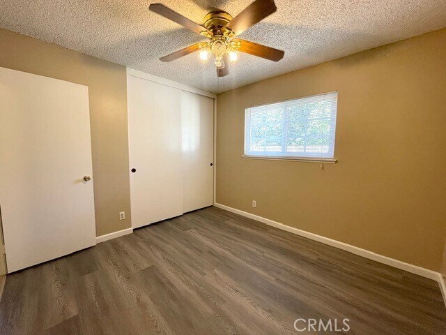 Building Photo - 825 Ardmore Ct